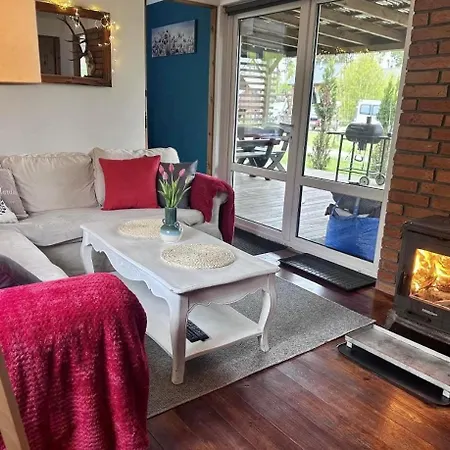 Uroczy I Wilcza Chatka,klimat Gorski Na Kaszubach,balia,sauna,ognisko